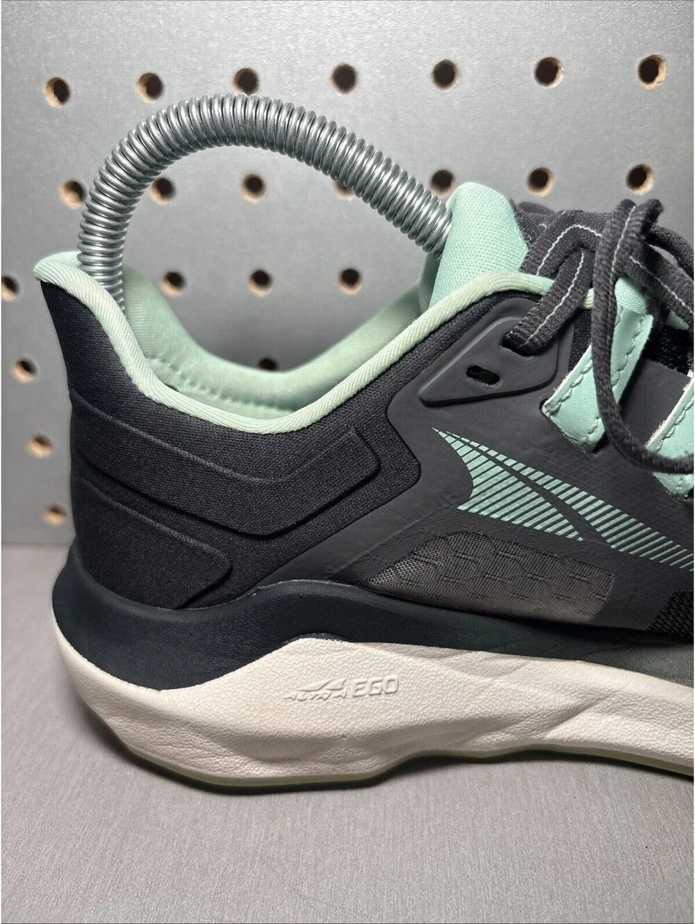 Altra Provision 6 Shoes Womens Sz 6.5 Black Mint Green Running Sneakers Walking